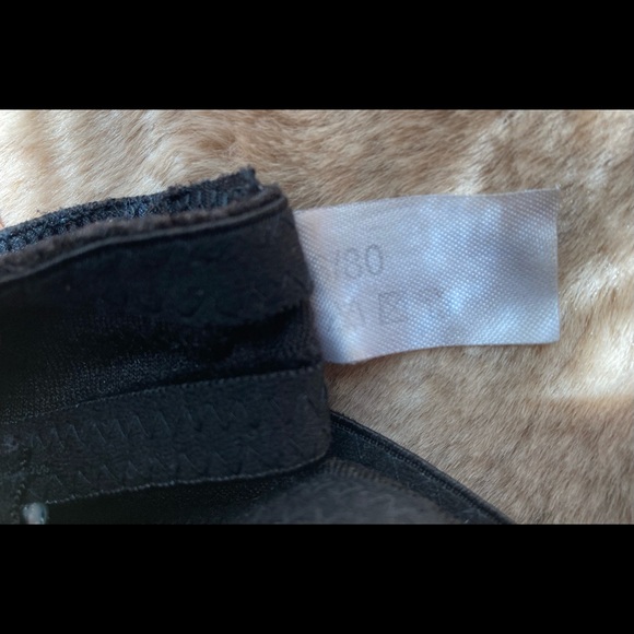 Velvet bra size 36/80A - Picture 7 of 10